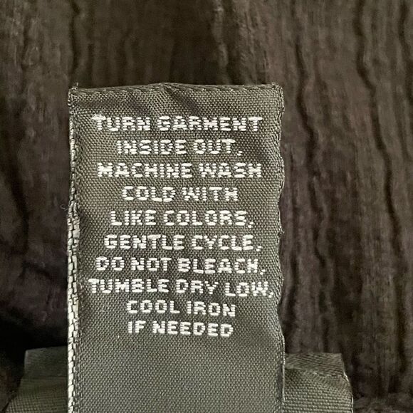 Torrid Sleeveless round Neck Top Size 2 (2X) black knit embroider blouse #1280 - Picture 11 of 13